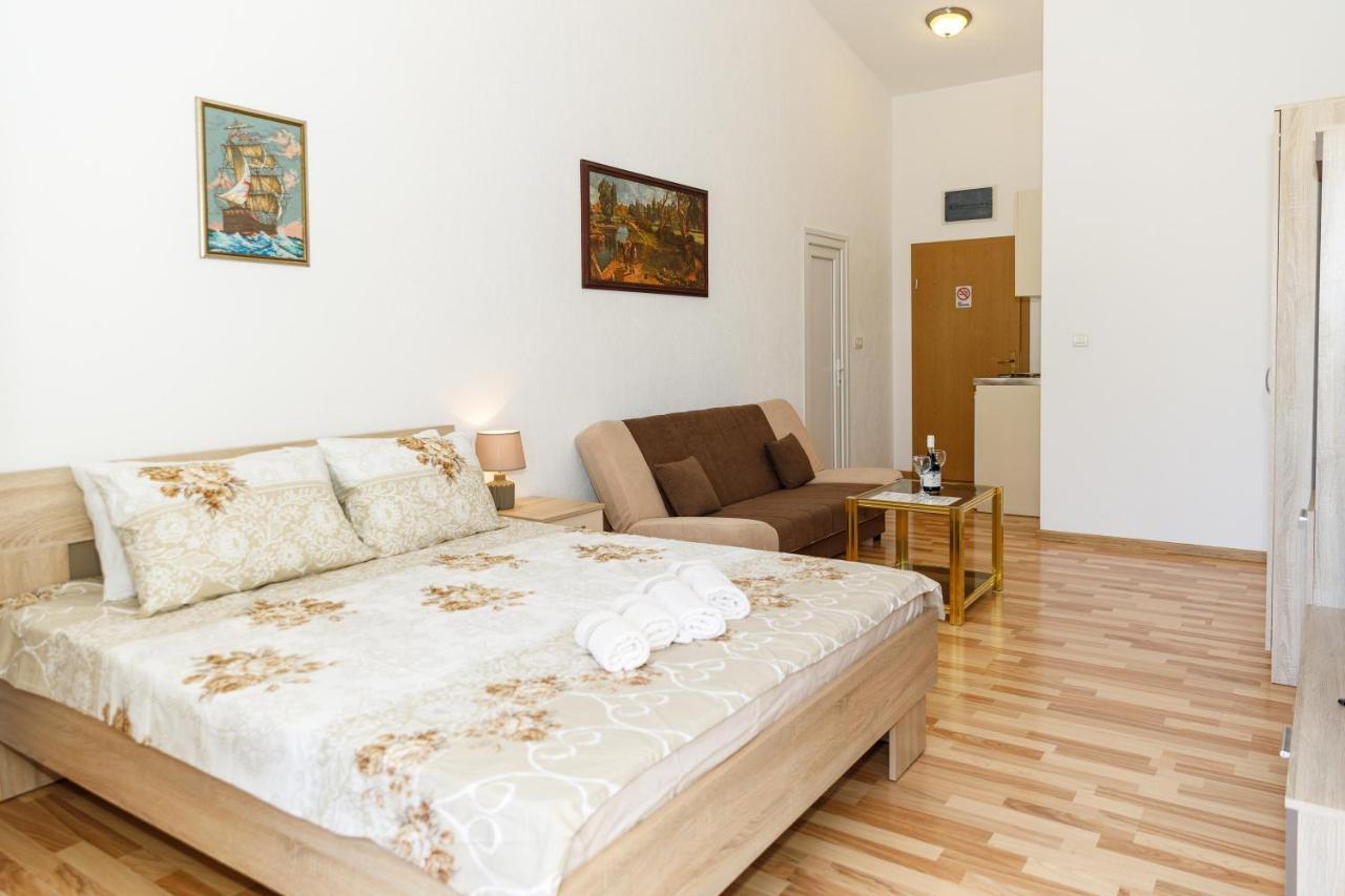 Vila Nikezic Sutomore Exteriör bild