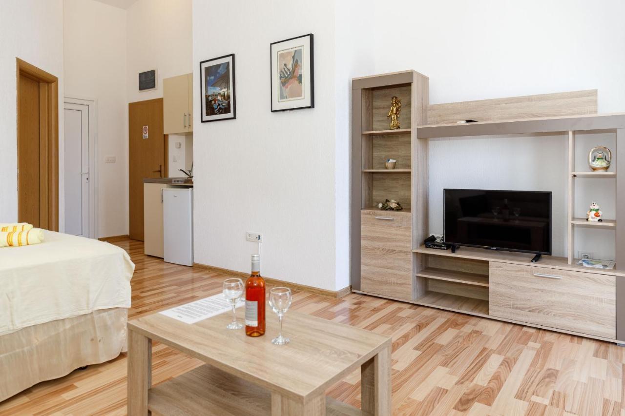 Vila Nikezic Sutomore Exteriör bild